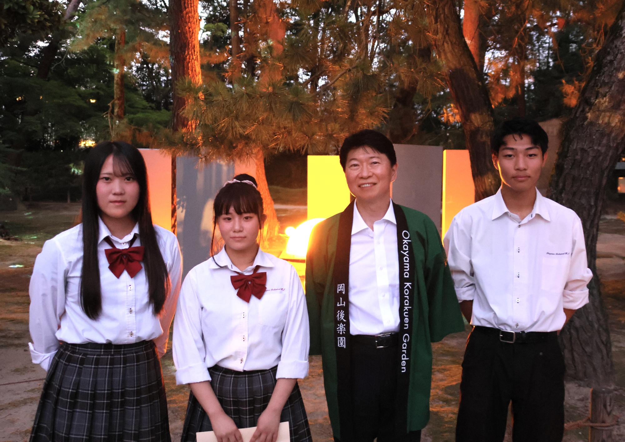 晴れの国の夜の太陽