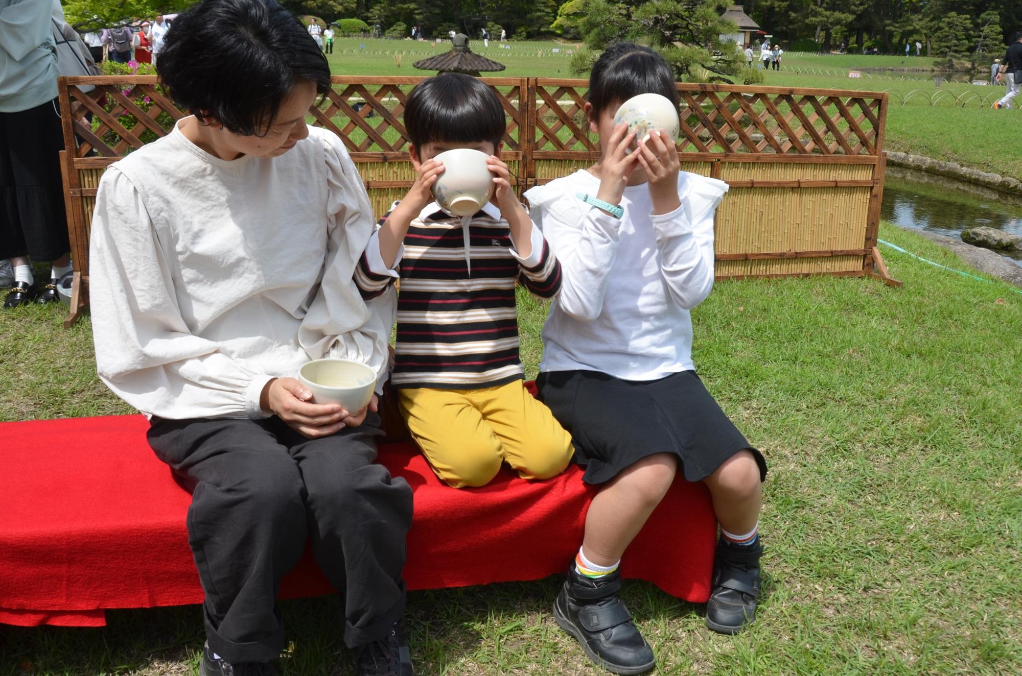 栄西茶会の野点の写真